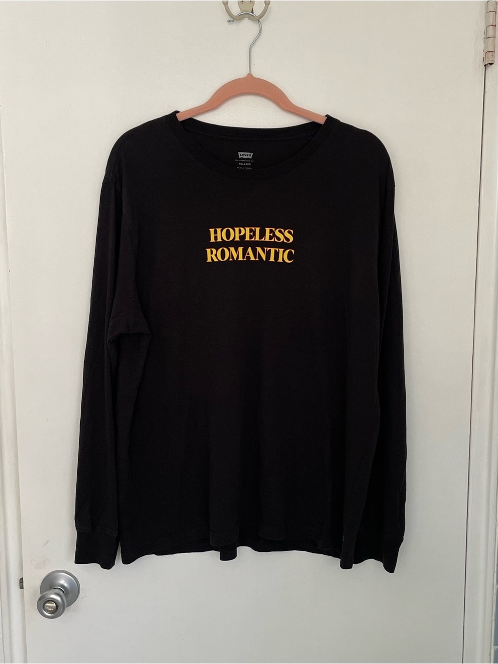 Levi’s Hopeless Romantic Graphic Tee